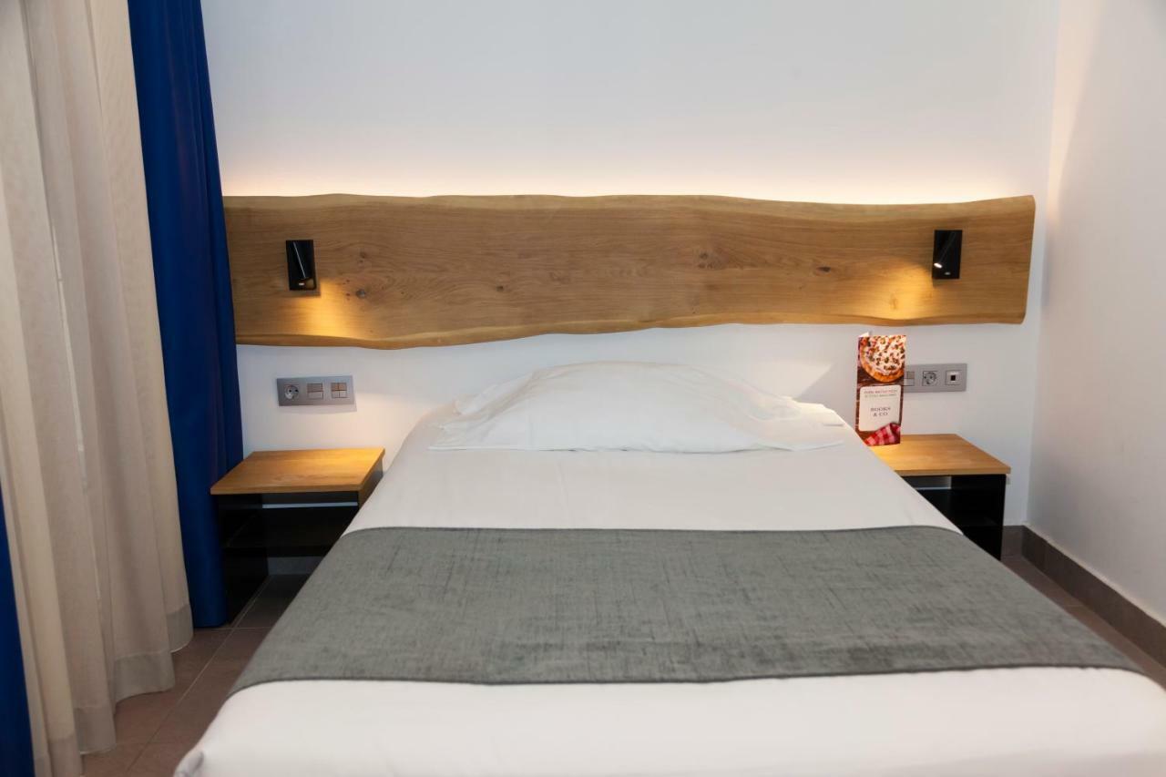 Hostal Paris — Bilder 2